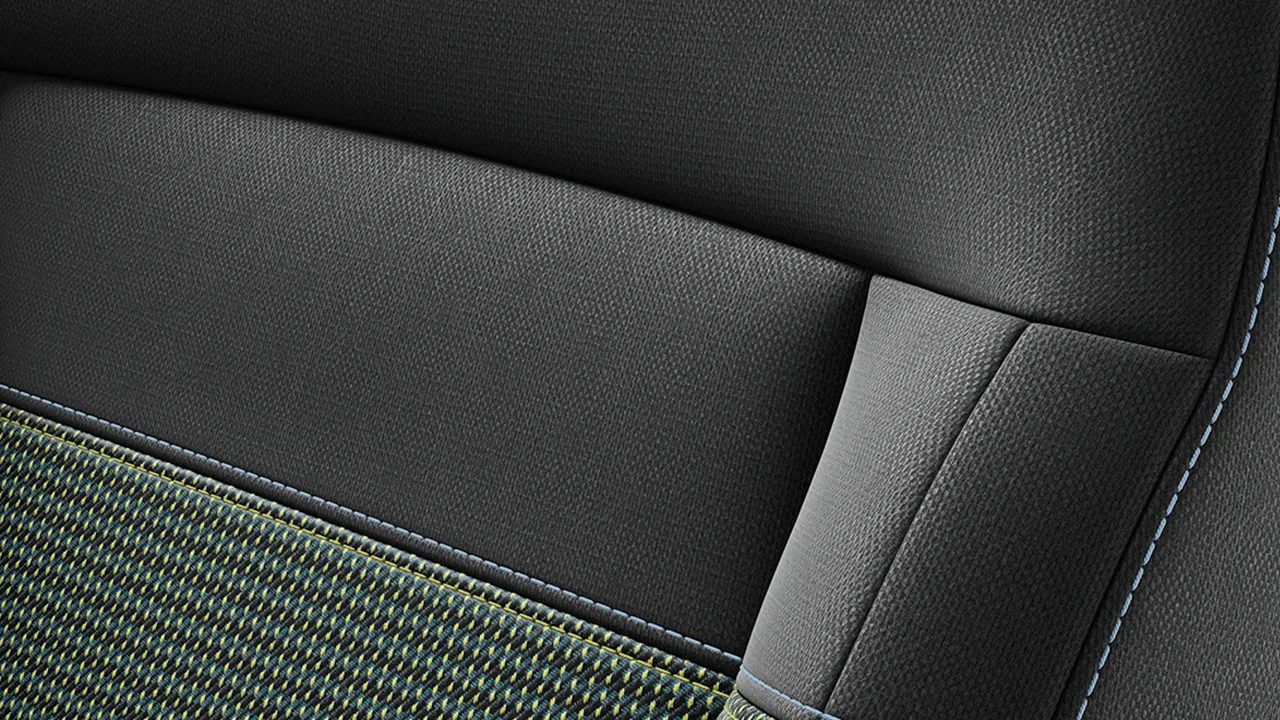 Detaljbild på helt elektriska MINI Aceman i svart