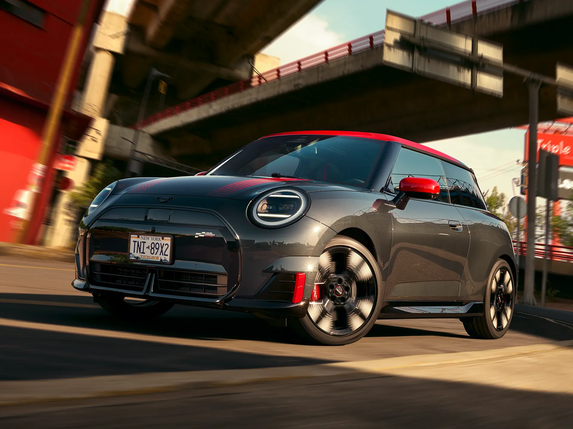 MINI John Cooper Works – J01 JCW sedd från sidan