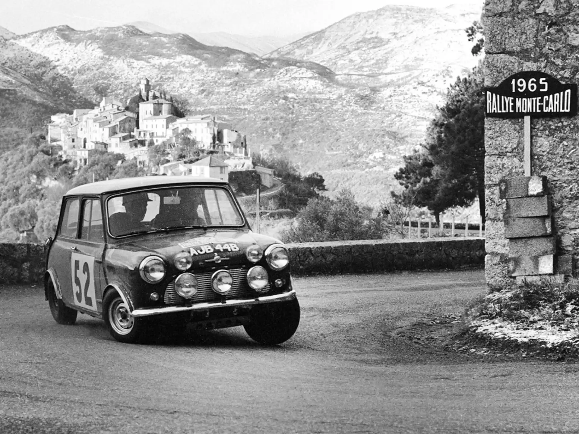 MINI John Cooper Works – MINI på racingbanan