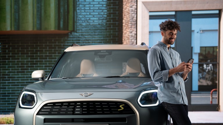 MINI Digital Experience – Remote Software Upgrade – Connected Store