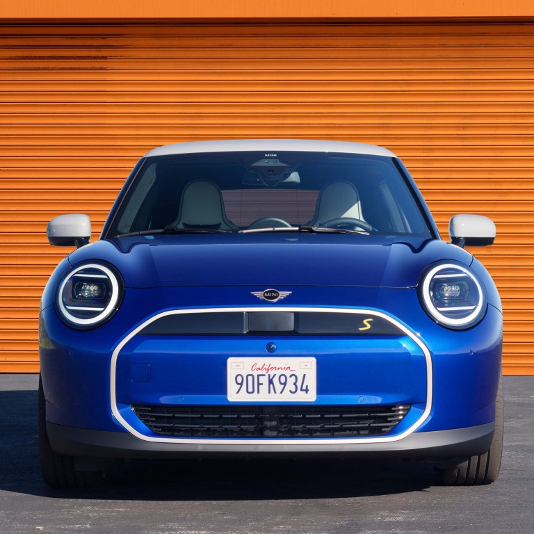 MINI Cooper SE – mosaik – exteriör