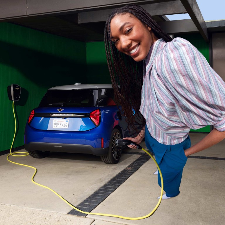 MINI Cooper SE – mosaik – laddning och räckvidd