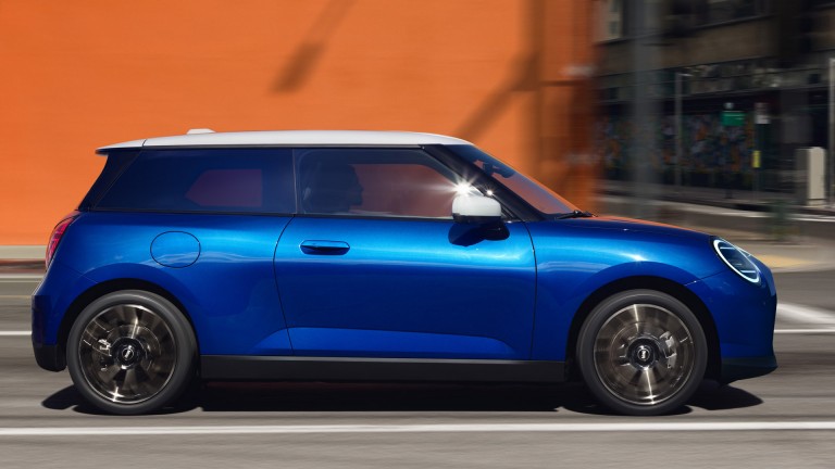 MINI Cooper SE – laddning – aerodynamiska proportioner
