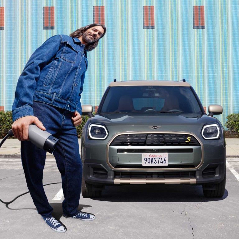 Helt elektriska MINI Countryman - mosaic - laddning & räckvidd