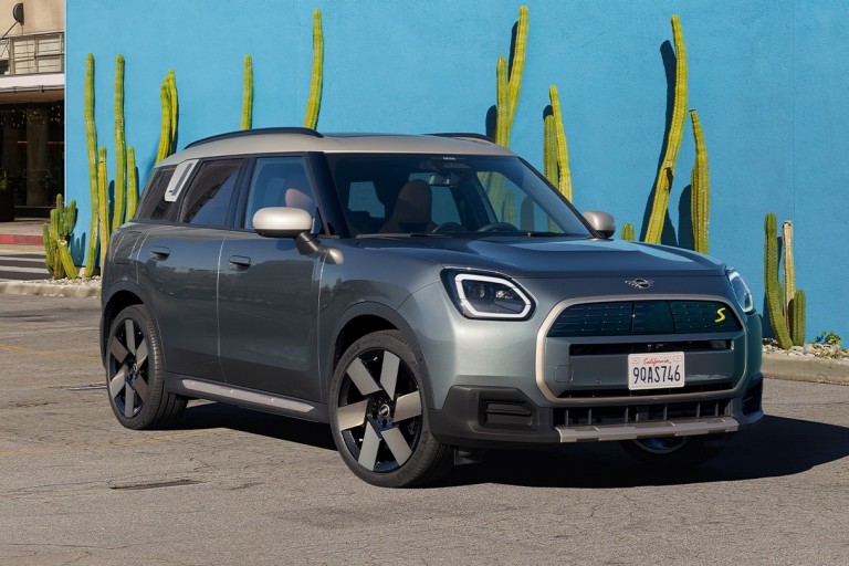 Helt elektriska MINI Countryman - financial services - teaser