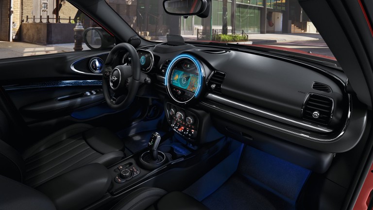 MINI Clubman – interiör – instrumentpanel