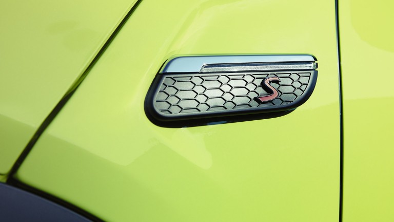 MINI Cabrio – karosstyp – exteriör – färger